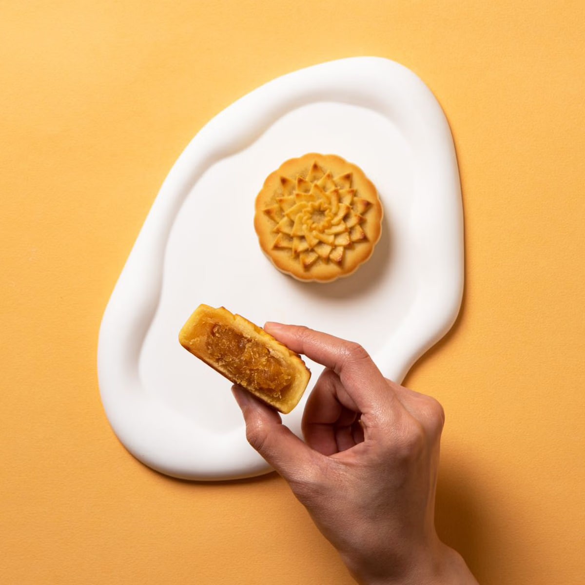 Pineapple Custard Mooncake